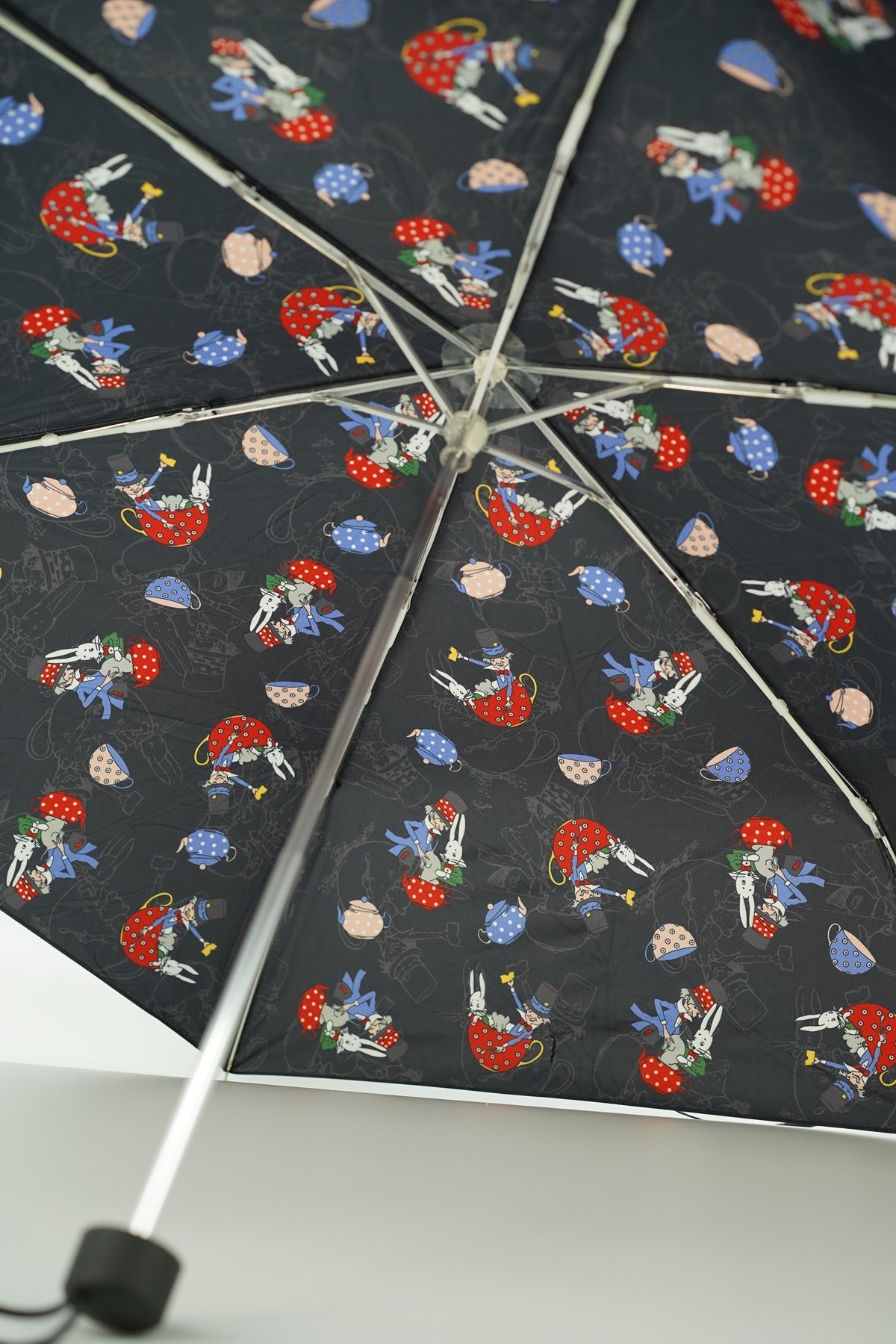 Mad Hatter Compact Travel Umbrella Young Spirit